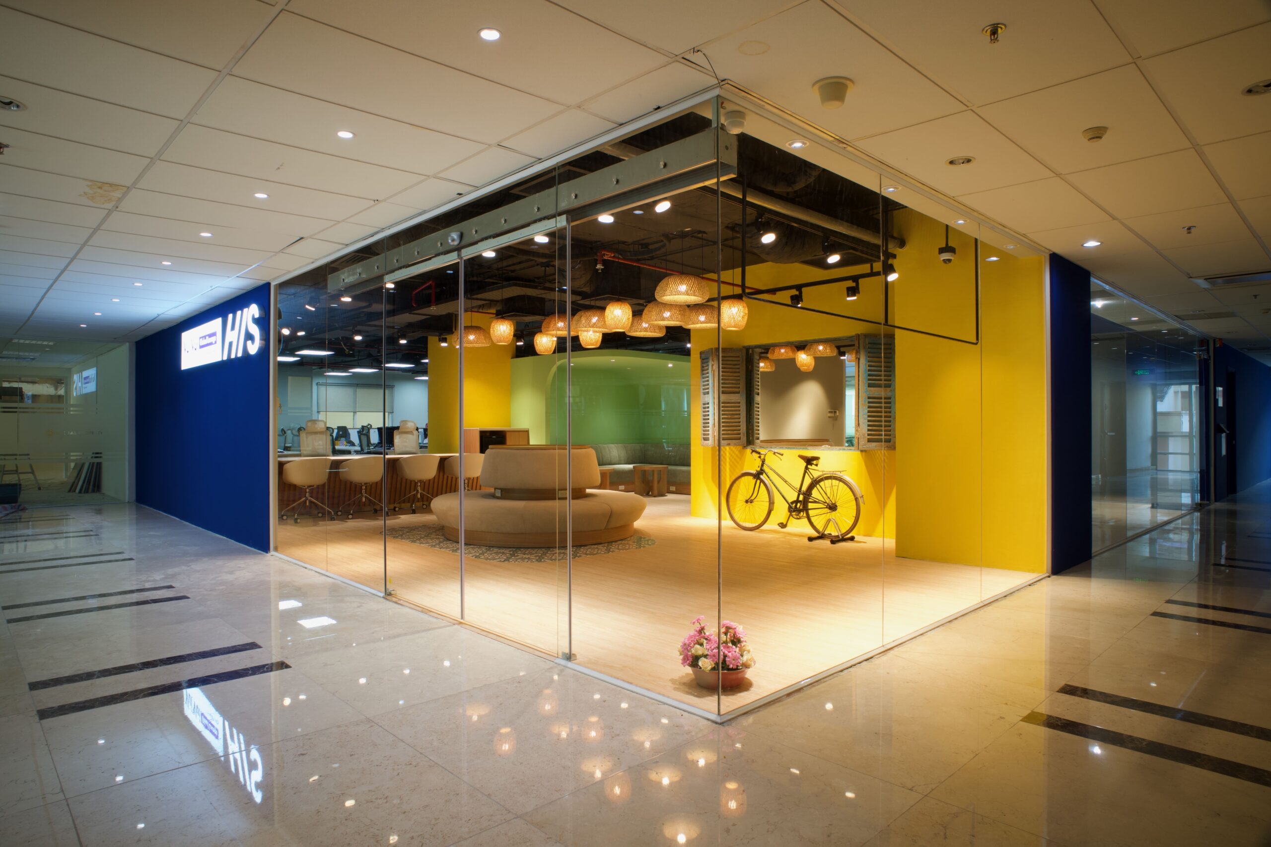 ベトナムのブロカント感をインテリアに VUI VUIトラベルラウンジ＆オフィス HIS様