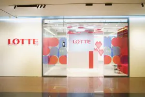 エンゲージメントと労動生産性向上のためにオフィスを刷新  LOTTE VIETNAM様